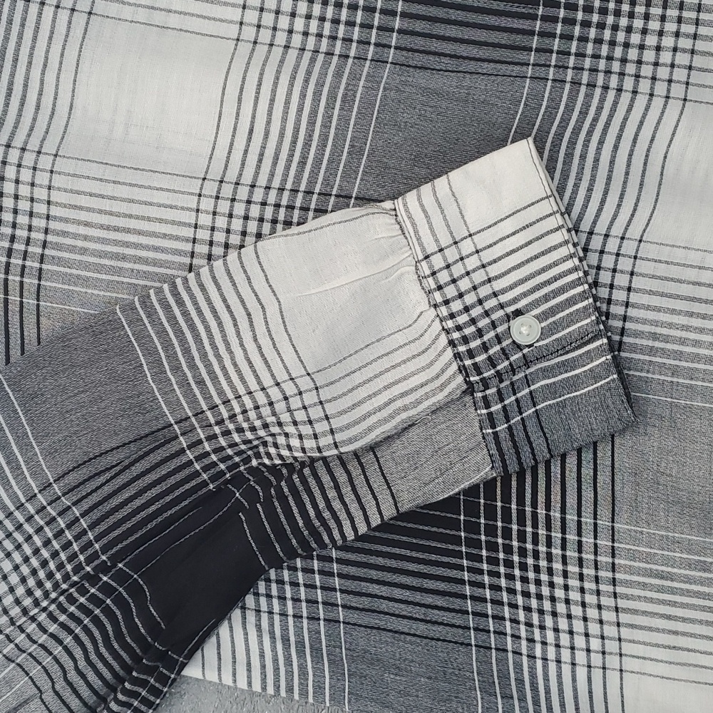 Loft Plaid Pattern Lightweight V-Neck Longsleeve … - image 8